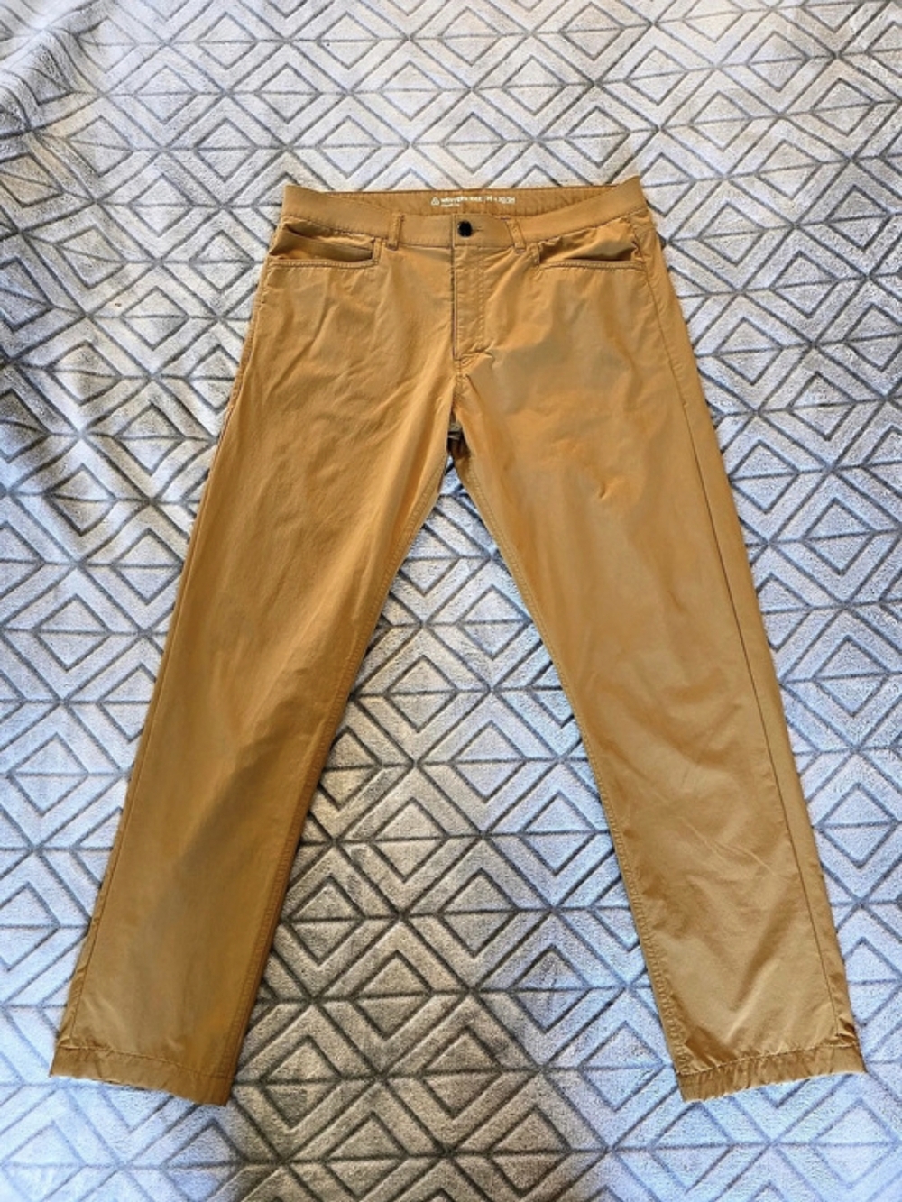 Western Rise Evolution Pants Classic Fit 35x32 Tan Tech Travel Chinos